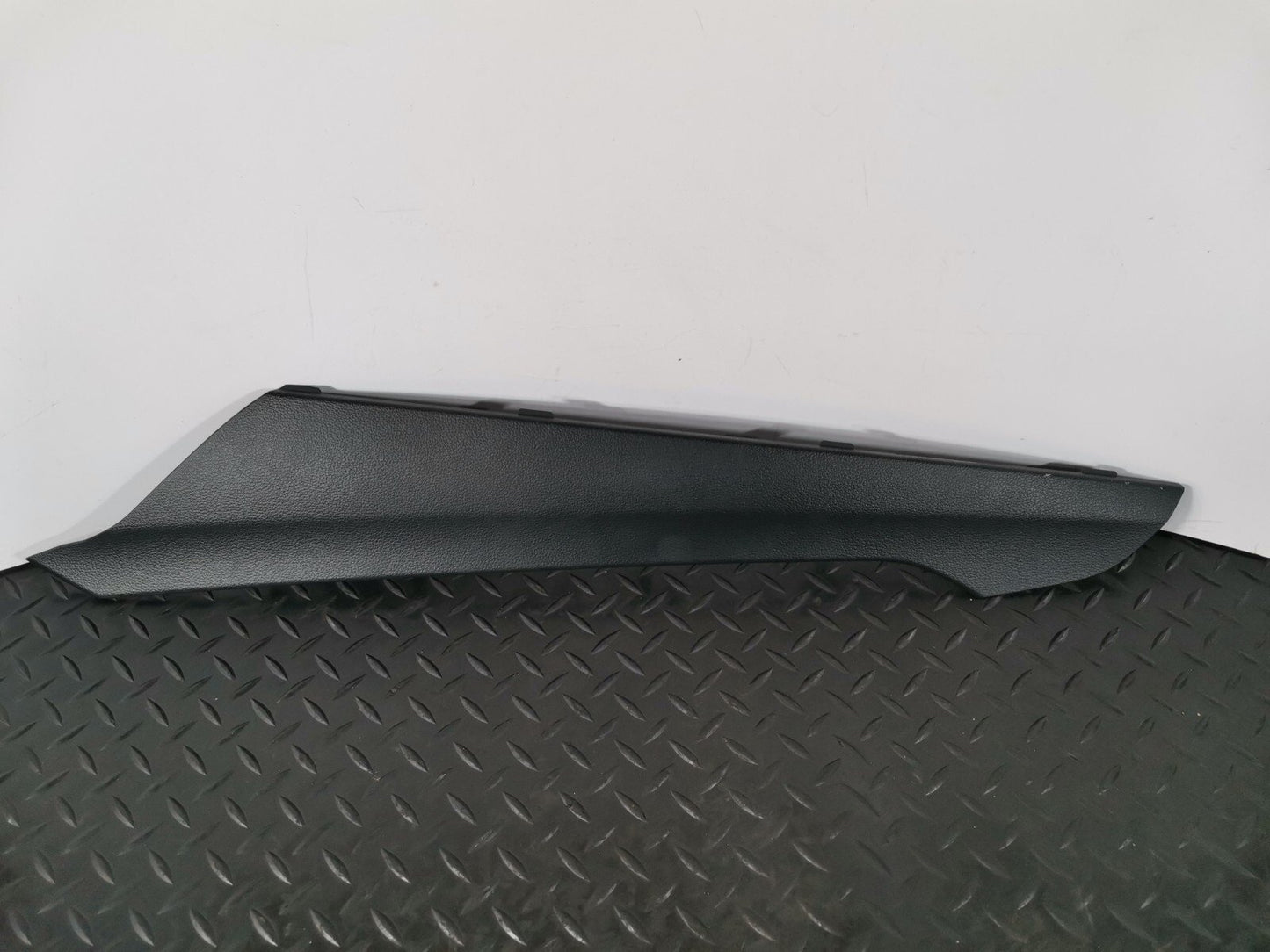 16-19 AUDI A4 B9 GENUINE LEFT PASSENGER SIDE CENTRE CONSOLE TRIM COVER 8W2863305