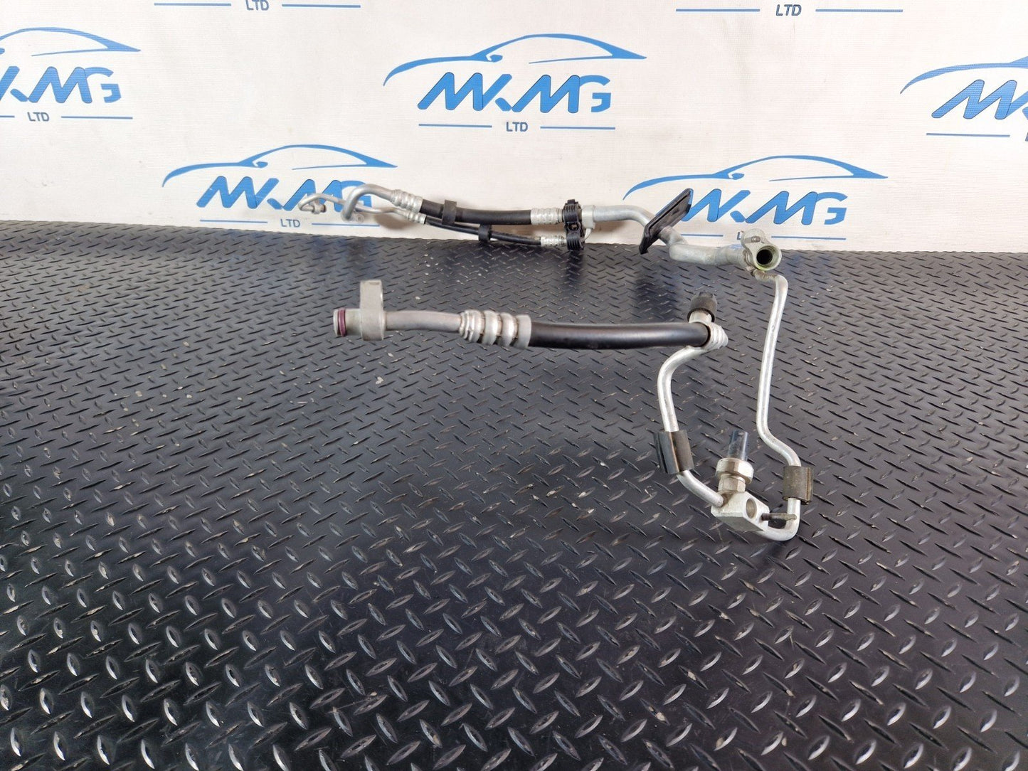 16-19 MERCEDES BENZ GLE W166 GENUINE COOLING WATER HOSE PIPE A1668305600