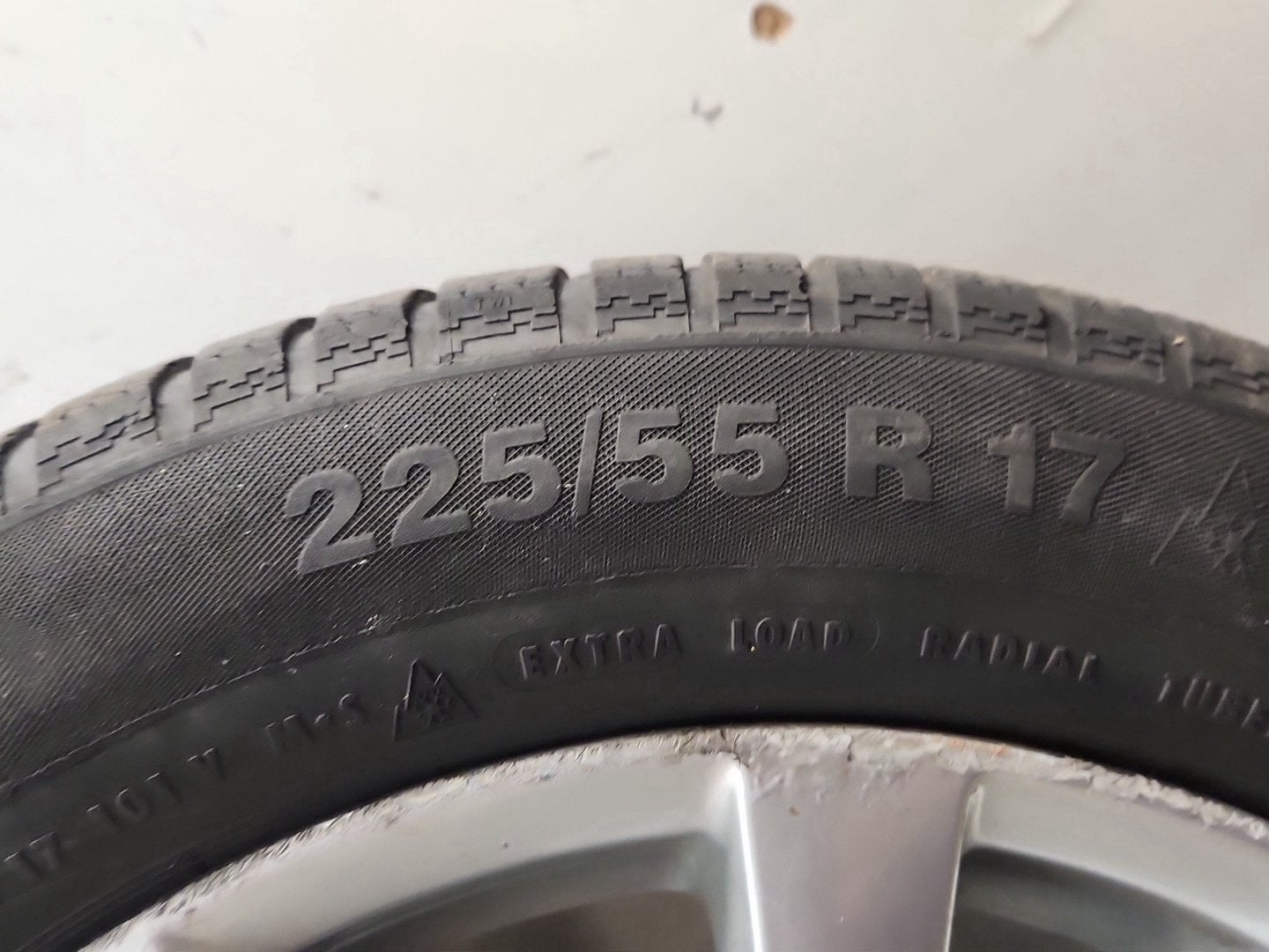 Mazda 6 MK3 (GJ) 17" Alloy Wheel with Tyre 225/55/17 ~5mm