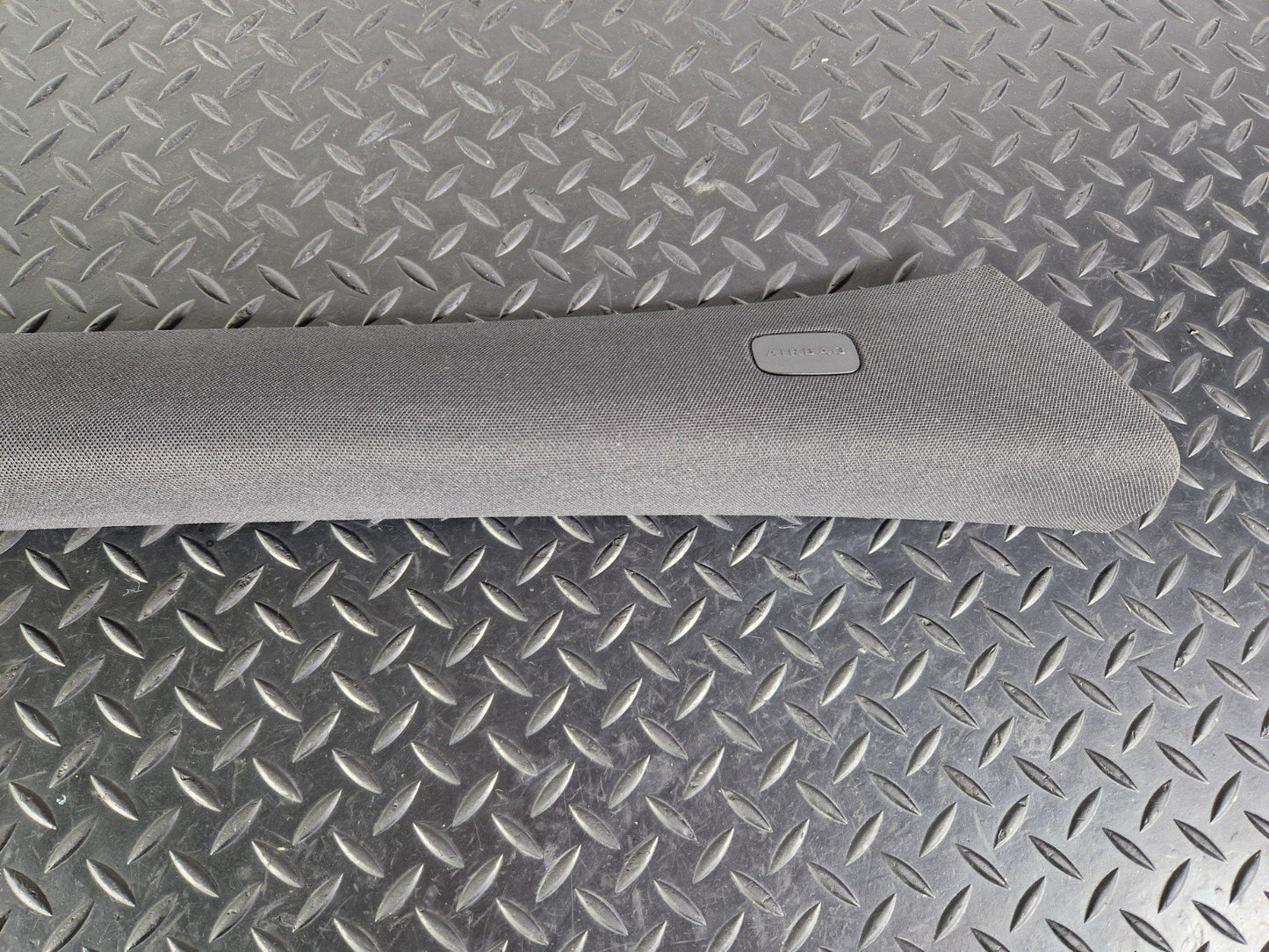 12-18 MERCEDES BENZ W176 OEM FRONT DRIVER SIDE A-PILLAR TRIM BLACK A1766901800