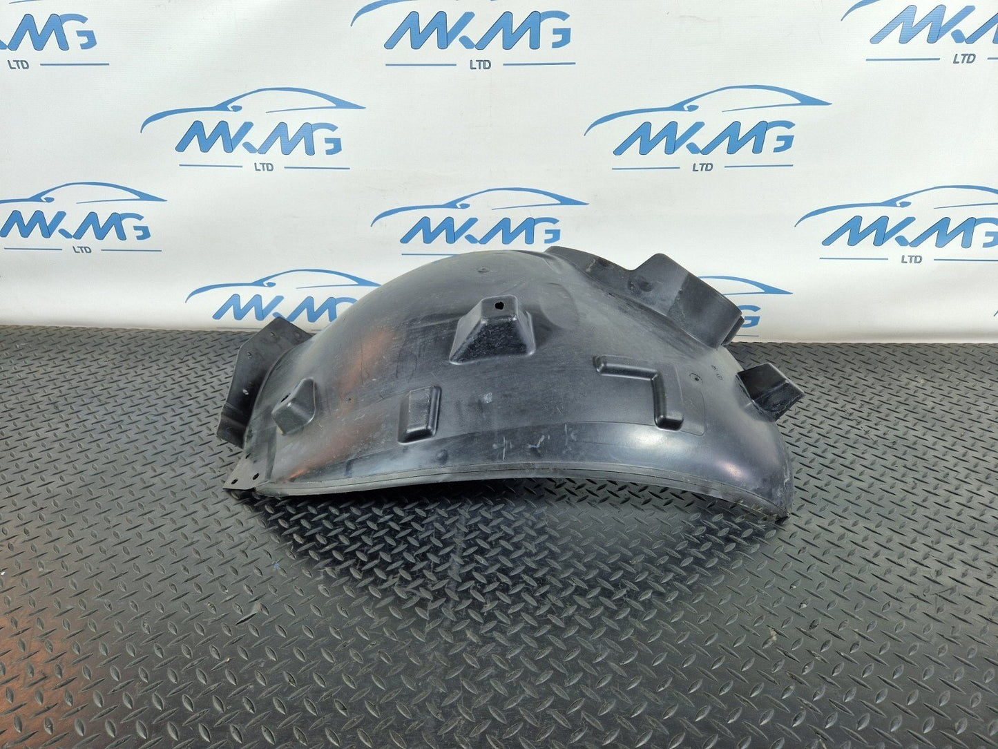 11-19 MERCEDES  ML W166 FRONT DRIVER SIDE WHEEL ARCH LINER REAR HALF A1668841222