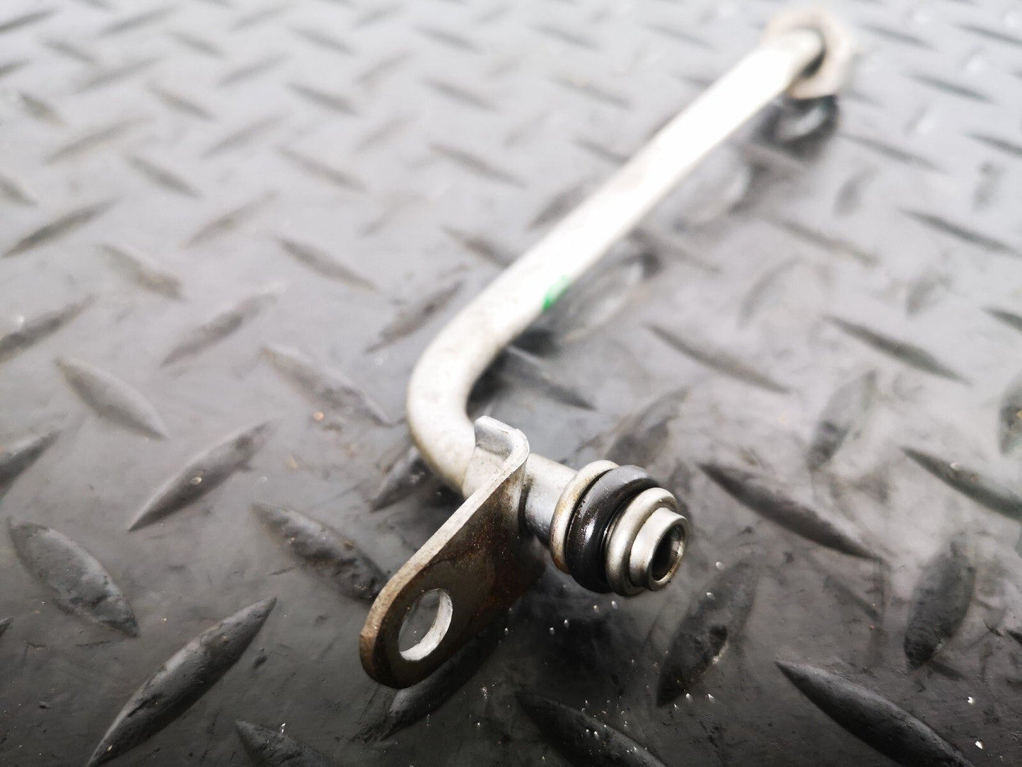 12-18 MERCEDES A B CLA  GENUINE 1.8/2.1 CDI OM651 TURBO OIL PIPE A6511800820