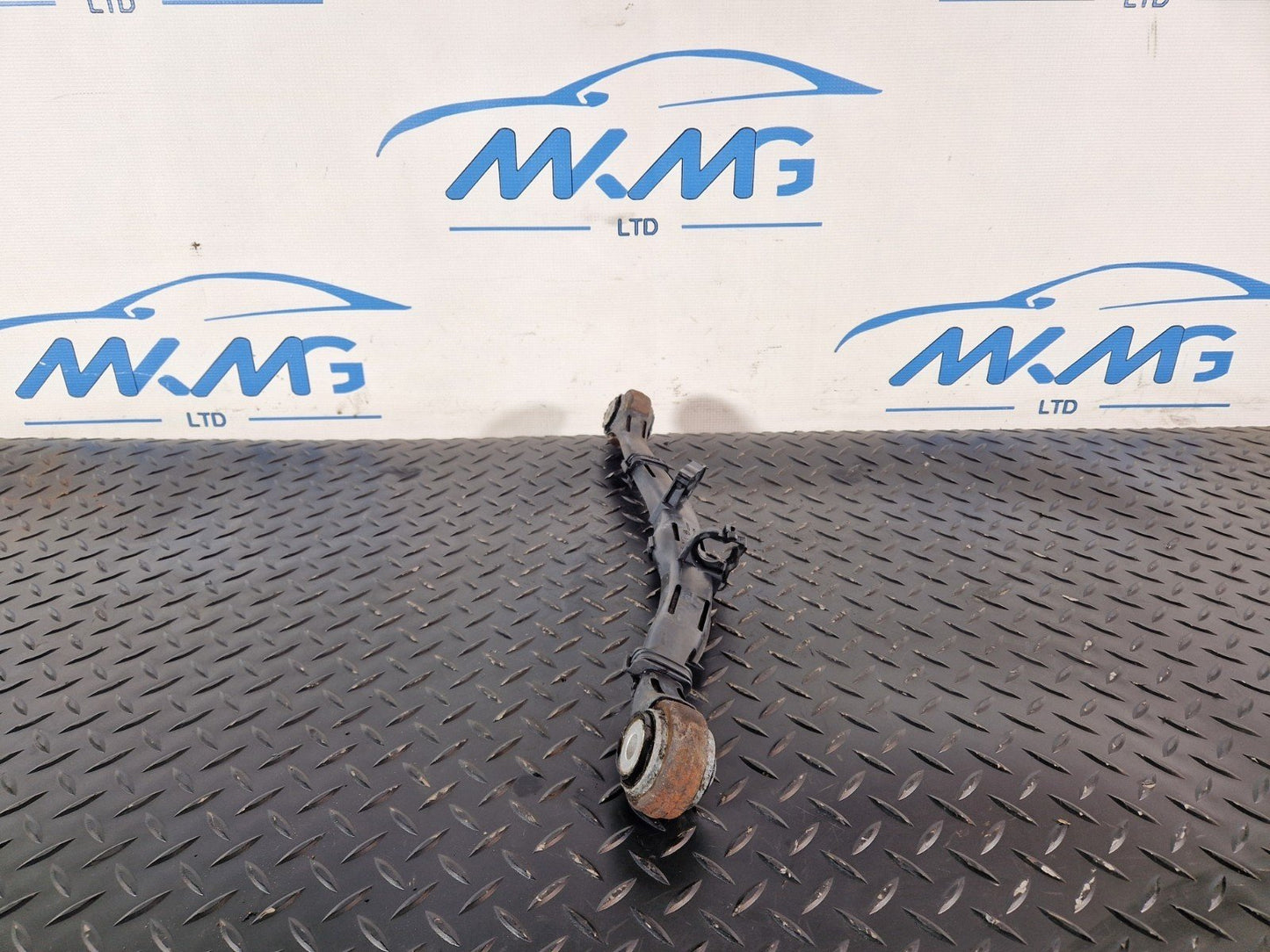 11-19 MERCEDES BENZ ML W166 GENUINE REAR LEFT N/S CONTROL ARM A1664230723