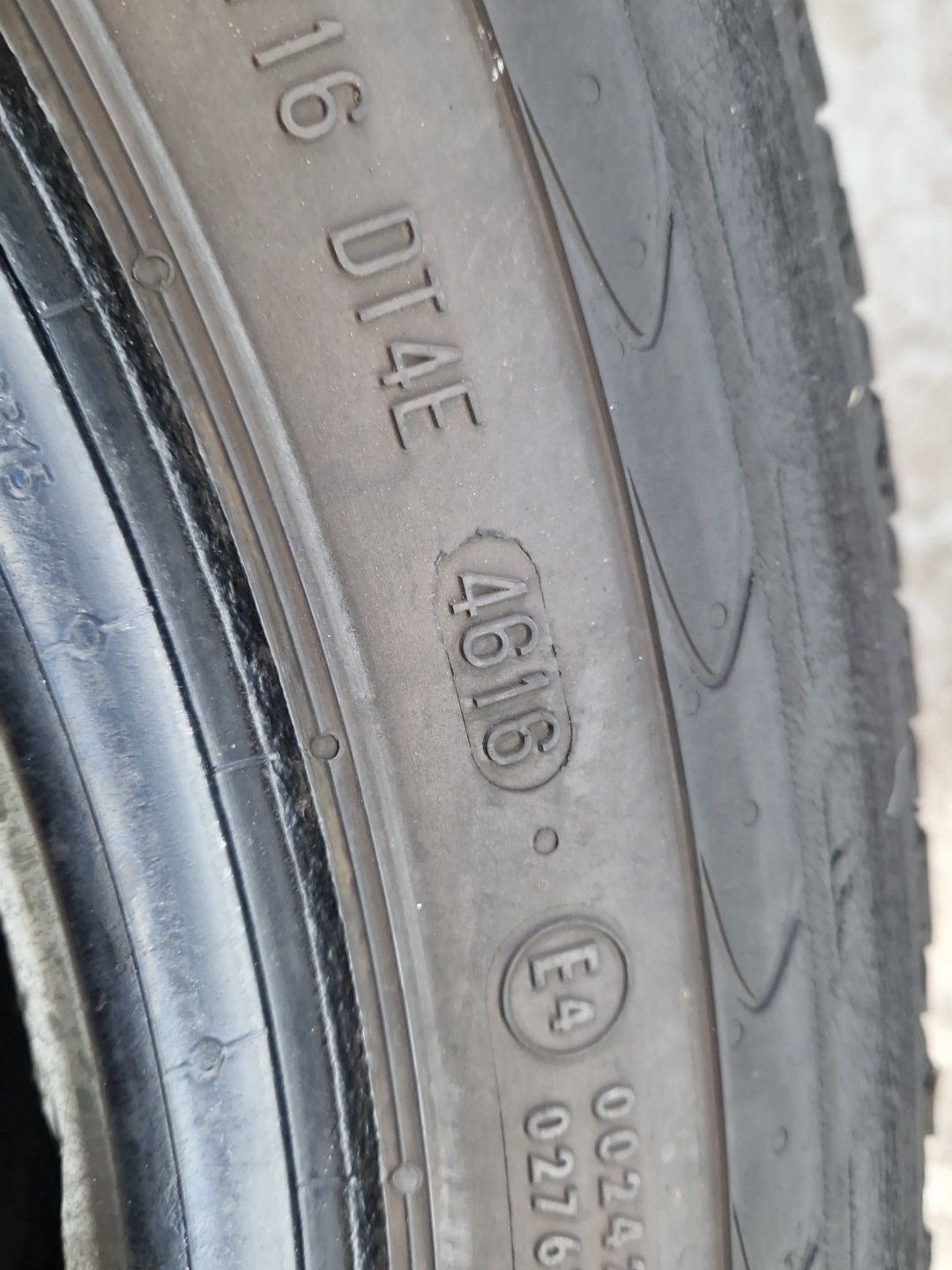 Genuine Continental Vanco 2 Tyre 215/65/R15C ~6mm Tread