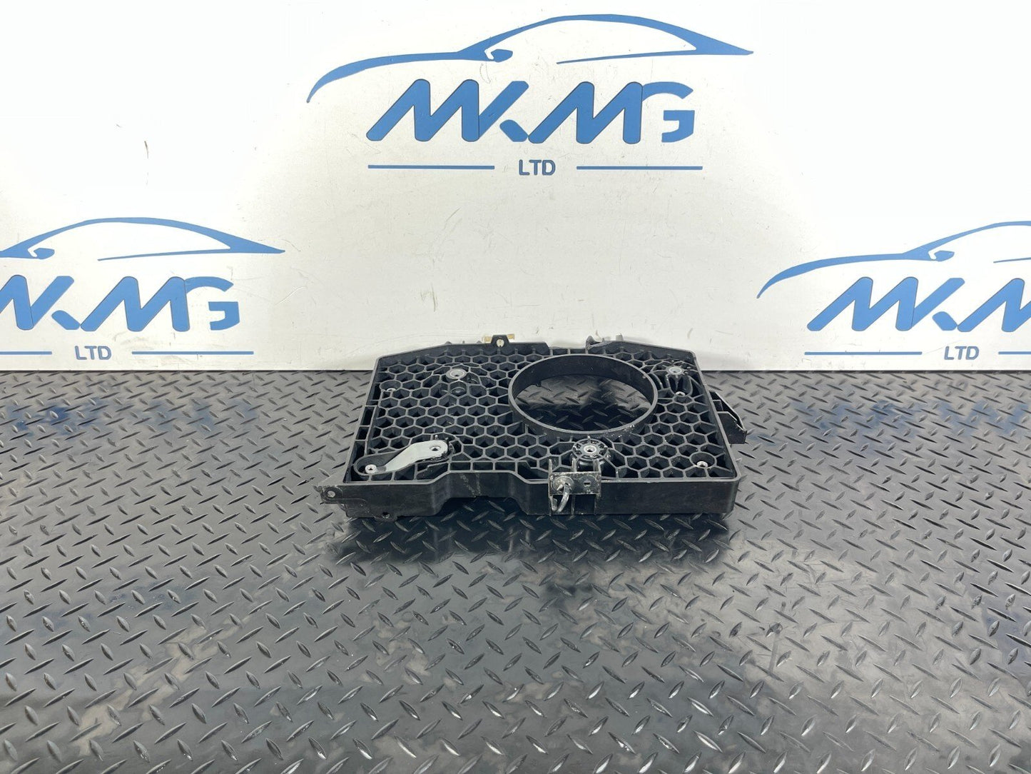 17-20 VW GOLF MK7.5 INVERTER CONVERTER BRACKET 5QE907509