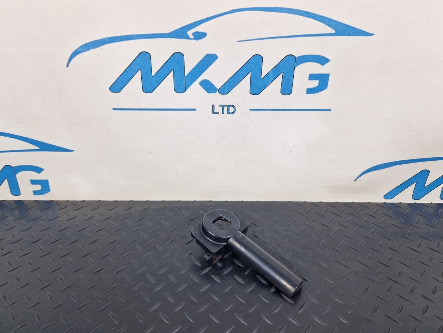 Audi Unknown Part Type 4G0805201