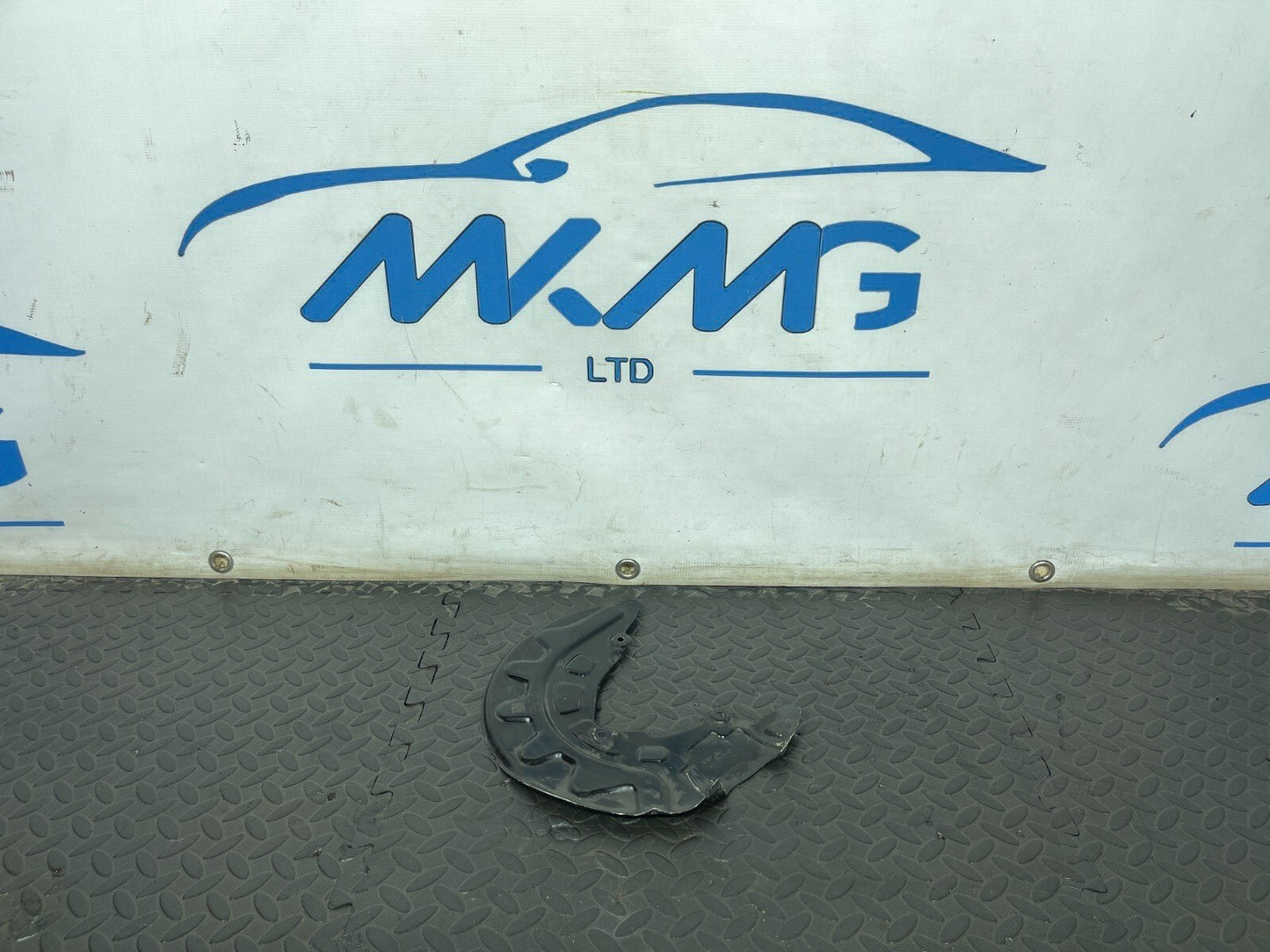 17-20 VW GOLF MK7.5 Front Left Heat Plate Anchor Plate Brake Guard 5Q0615311G