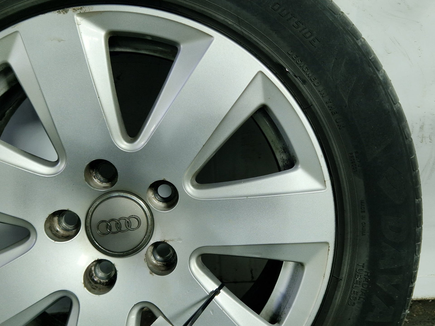Audi A6 Quattro MK3 (4F) (C6) 16" Alloy Wheel with Tyre 225/55/16 ~6mm