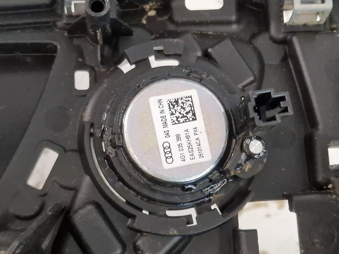12-18 AUDI A6 C7 GENUINE REAR RIGHT SIDE DOOR PANEL CARD 4G0867306 4G5971693