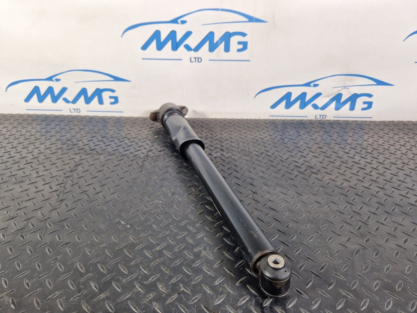 19-ON MERCEDES BENZ B CLASS W247 GENUINE REAR SHOCK ABSORBER A2473203600