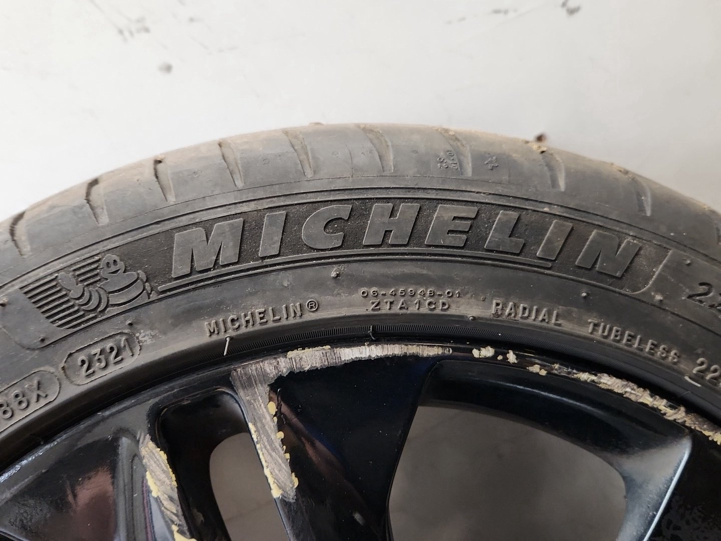 Mercedes CLC-Class W203 17" Alloy Wheel with Tyre 225/45/17 ~2mm A2034015302