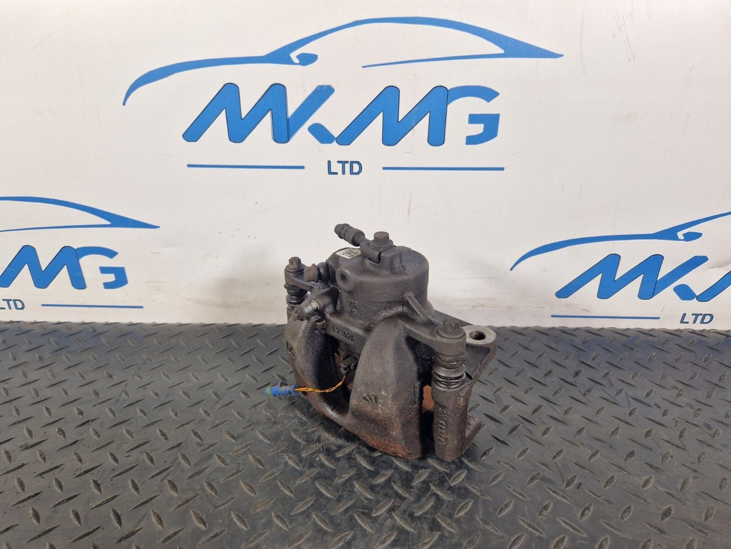 18-ON MERCEDES A CLASS W177 1.5CDI FRONT RIGHT O/S BRAKE CALIPER A1774212000
