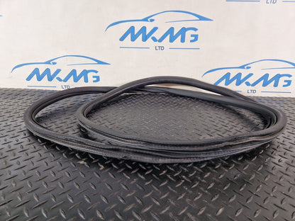 19-ON MERCEDES B CLASS W247 FRONT DOOR RUBBER SEAL FITS LEFT & RIGHT A2476920300