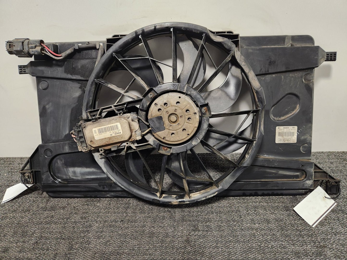 Volvo C30 MK1 (MK) Coupe Genuine Radiator Cooling Fan Shroud 3M5H-8C607-UG