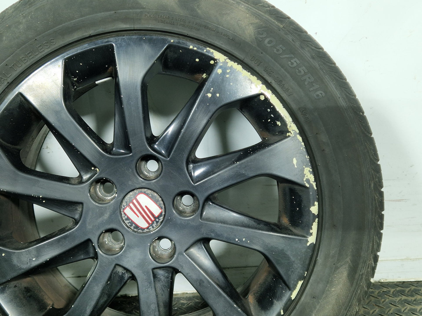 Seat Leon MK3 5F 16" Alloy Wheel with Tyre 6mm 205/55/16 5F0601025A