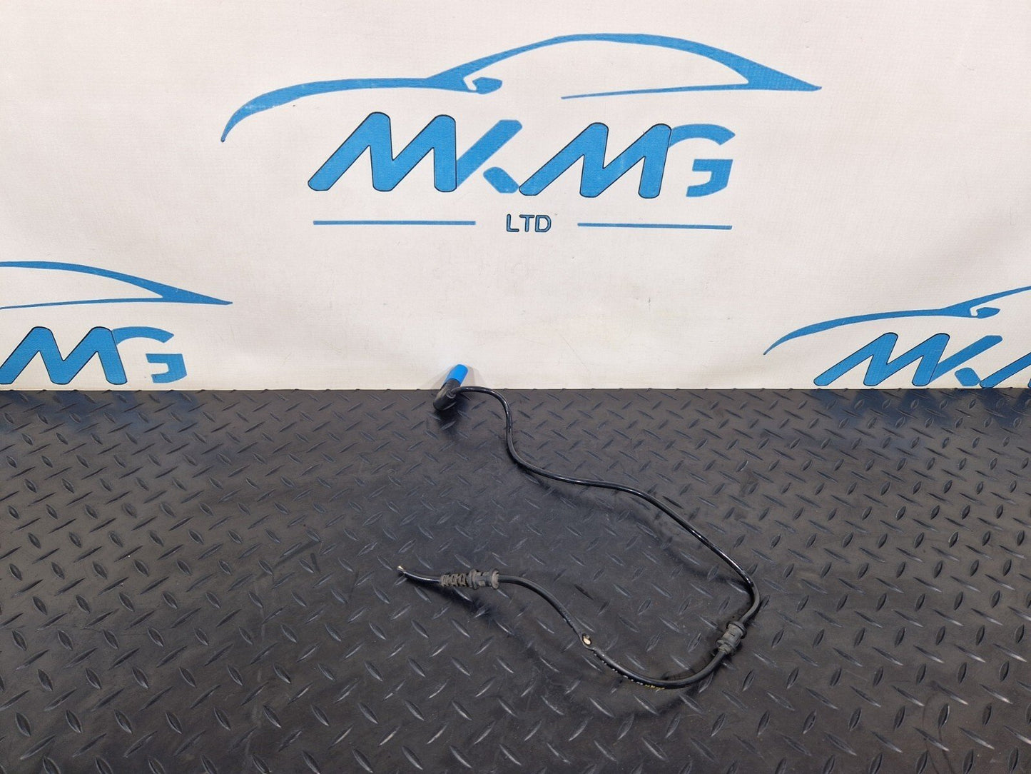 14-21 MERCEDES-BENZ C250D W205 OEM FRONT RIGHT ELECTRIC BRAKE WIRING A2055403406