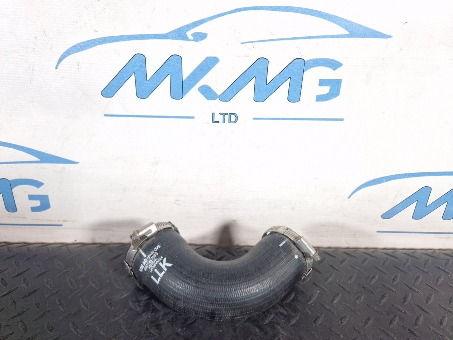 16-20 AUDI Q7 4M GENUINE INTERCOOLER HOSE PIPE 4M0145709G