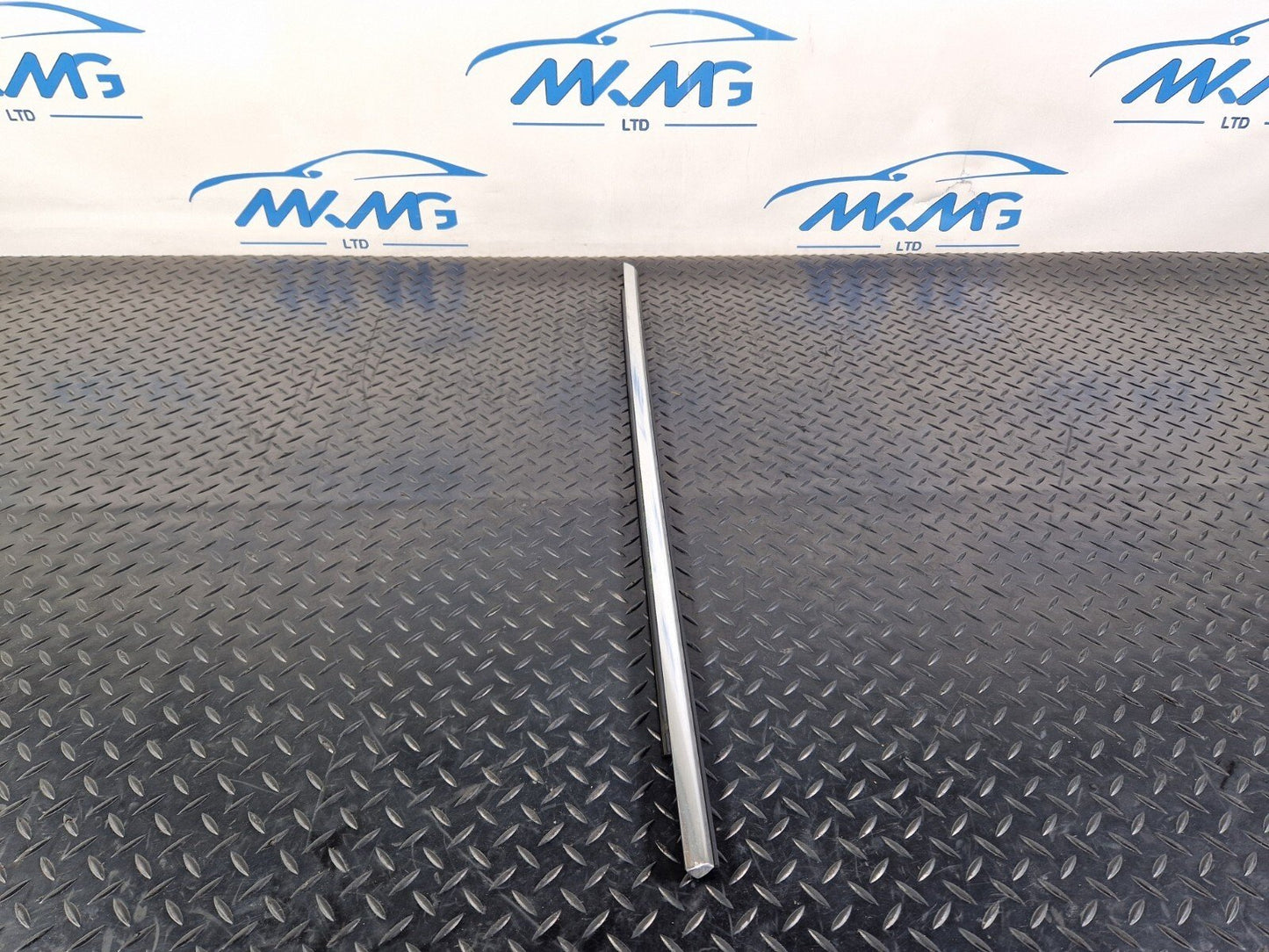 16-23 AUDI A5 F5 SPORTBACK REAR LEFT DOOR WINDOW CHROME STRIP 8W8853763
