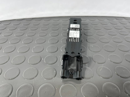 16-19 AUDI A4 B9 GENUINE DRIVER RIGHT SEAT BELT HEIGHT ADJUSTER 4M0857819