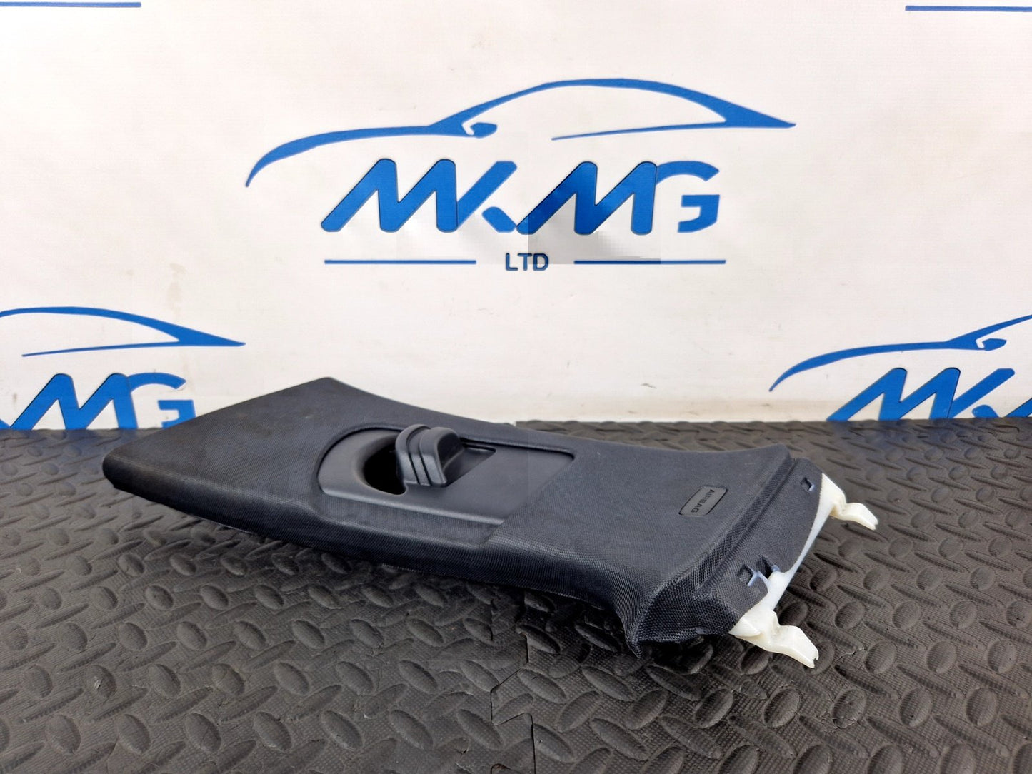 16-19 AUDI A4 B9 LEFT PASSENGER SIDE UPPER B PILLAR TRIM COVER PANEL 8W0867243D