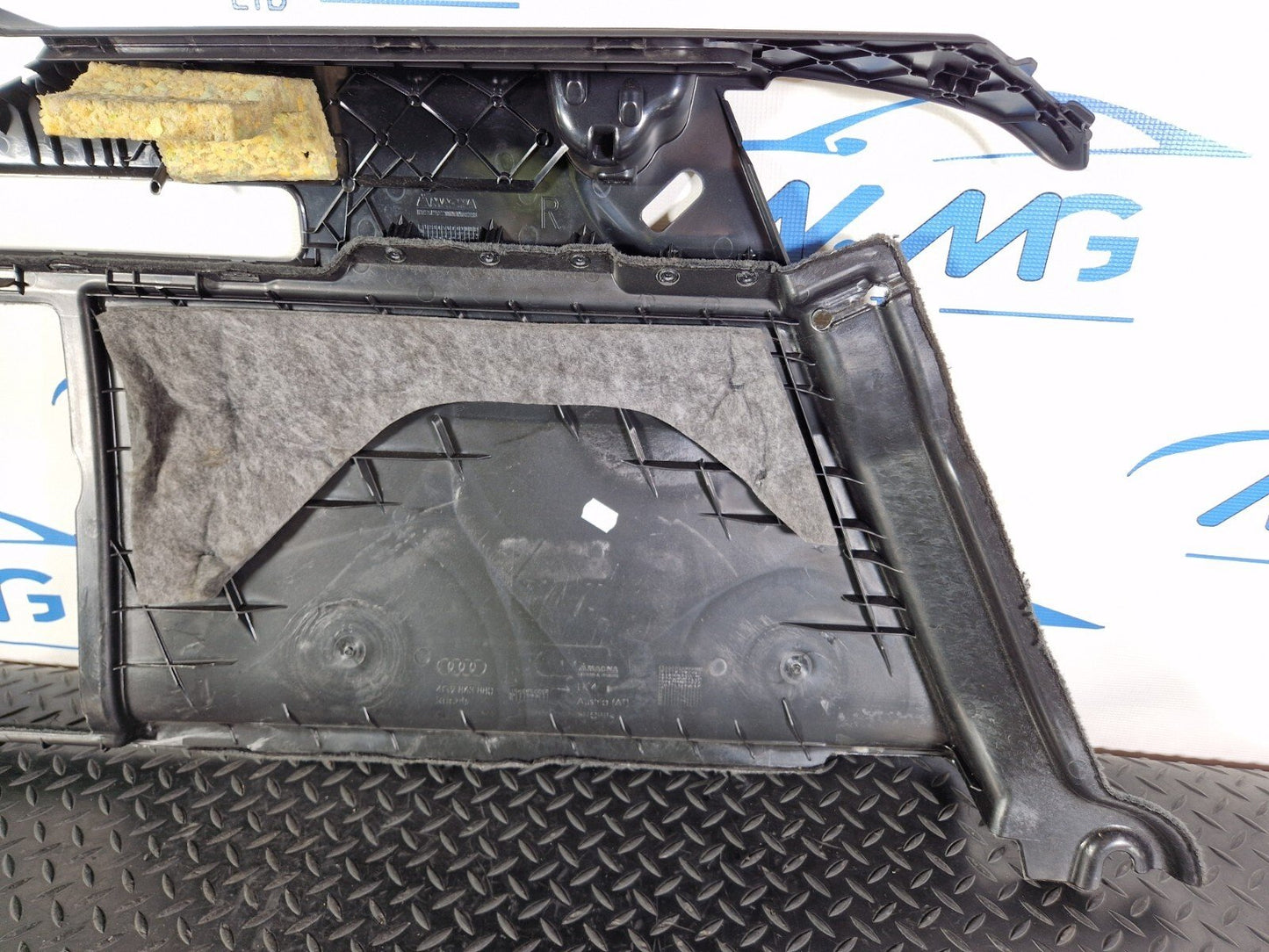 12-18 AUDI A6 C7 OEM REAR RIGHT O/S SIDE TRUNK TRIM COVER 4G9863880