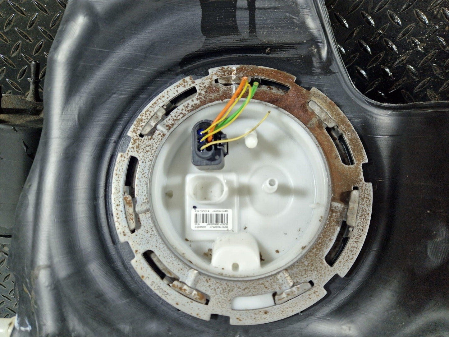 BMW 1 2 SERIES F20 F21 F22 F23 F87 M235I BARE PETROL FUEL TANK WITH PUMP 7326870