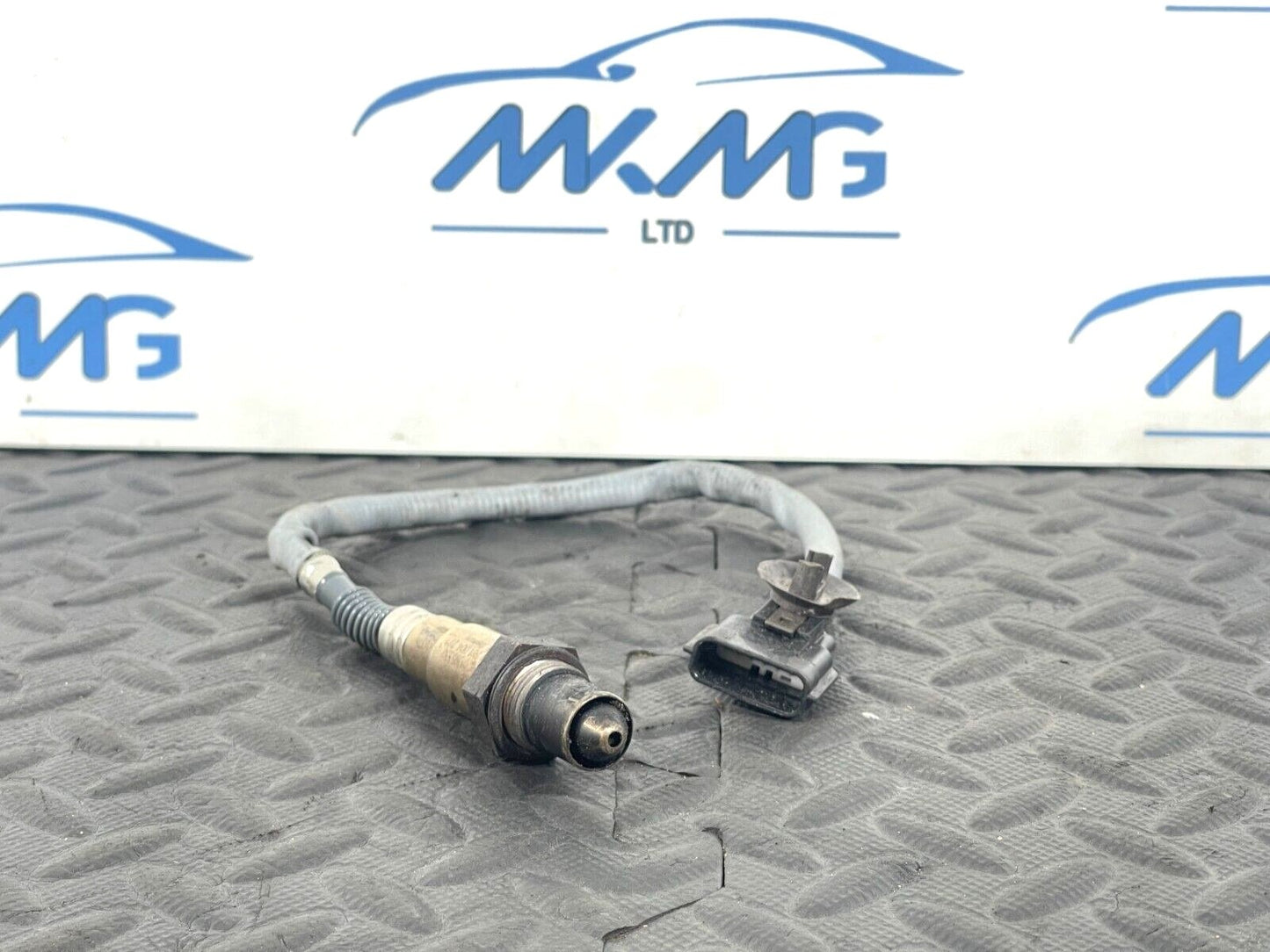 14-21 MERCEDES BENZ C300 W205 GENUINE LAMBDA OXYGEN SENSOR OEM H8201395330