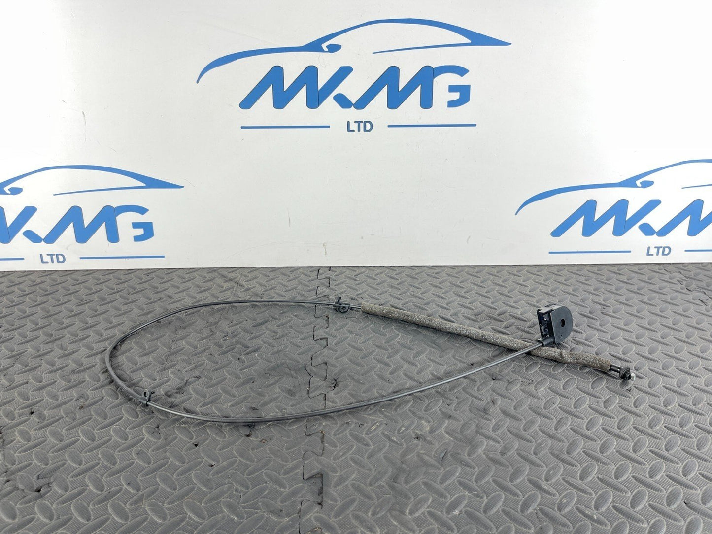 16-19 AUDI A4 B9 ESTATE GENUINE REAR LEFT SEAT RELEASE CABLE 8W9885681