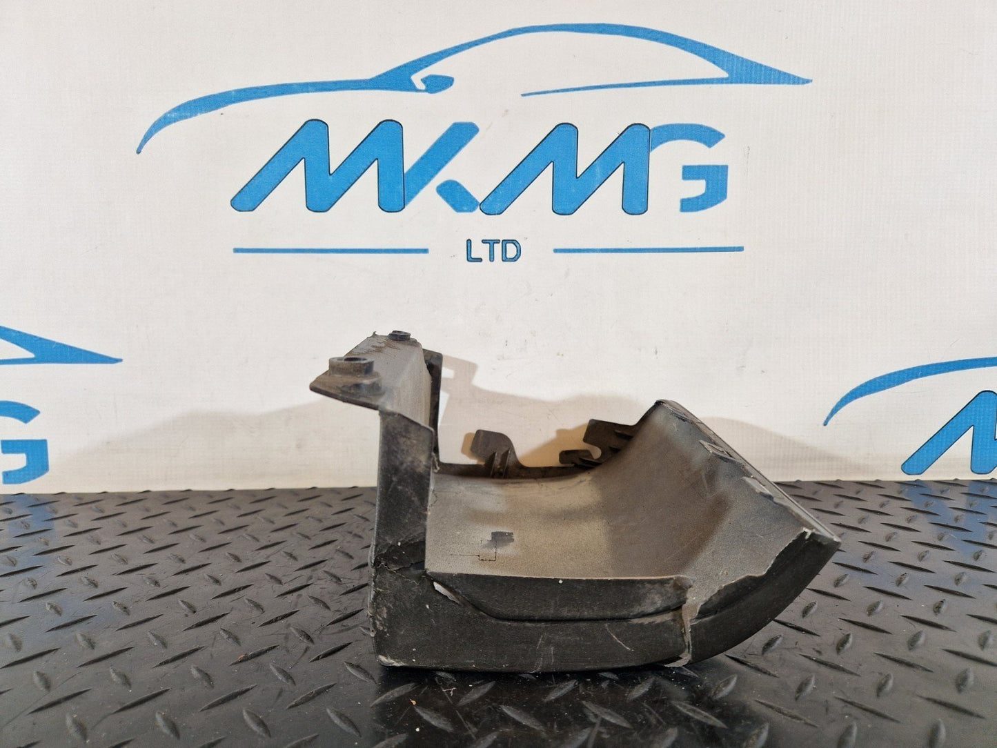 14-23 MERCEDES VITO W447 REAR RIGHT O/S BUMPER COVER IN GREY 9963  A4478851322