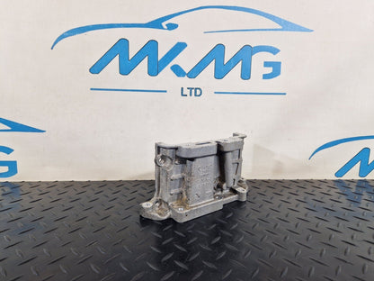 15-18 AUDI A7 4G GENUINE V6 3.0TDI CRT CYLINDER HEAD END PLATE 059109122T