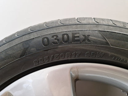 Vauxhall Astra MK6 (J) (A3400) 17" Alloy Wheel with Tyre 225/50/17 ~4mm