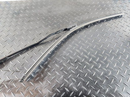 16-22 MERCEDES BENZ X253 O/S RIGHT FRONT WIPER ARM A2538203000