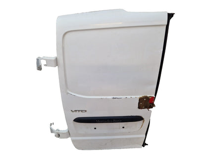14-23 MERCEDES VITO W447 REAR LEFT N/S/R COMPLETE DOOR IN WHITE (DENTED)