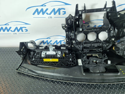 MERCEDES BENZ C200 W205 OEM DASHBOARD ASSEMBLY & AIR BAG A2056802887 A2058600500