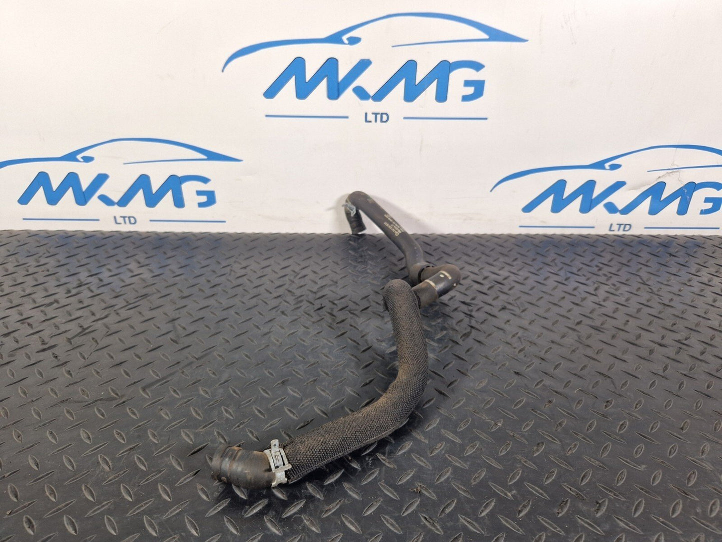 18-ON MERCEDES A CLASS W177 1.5CDI OM608 ENGINE WATER COOLANT PIPE A2478303601