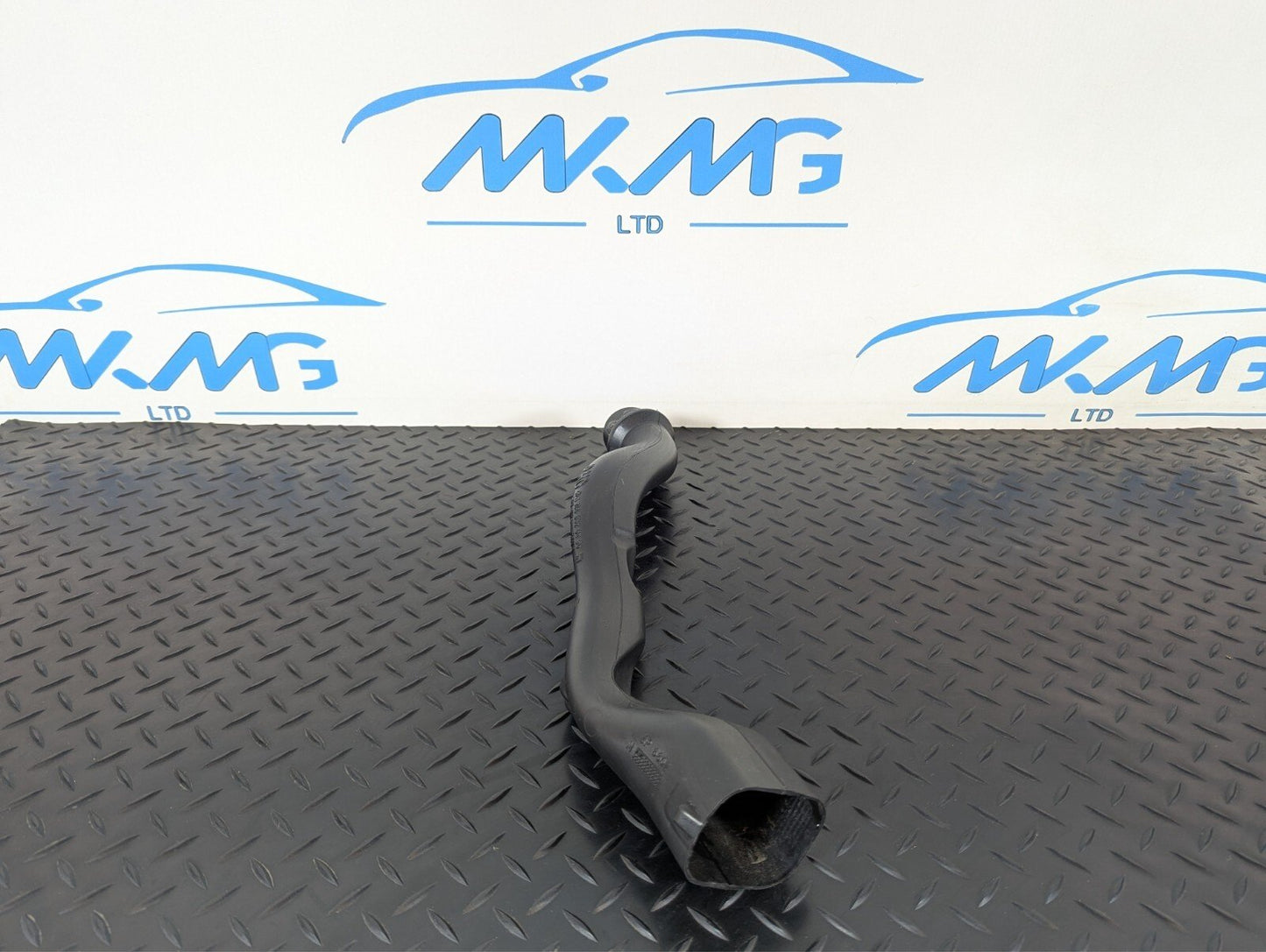 11-19 MERCEDES BENZ ML W166 GENUINE OEM DRAIN PIPE A1668320490