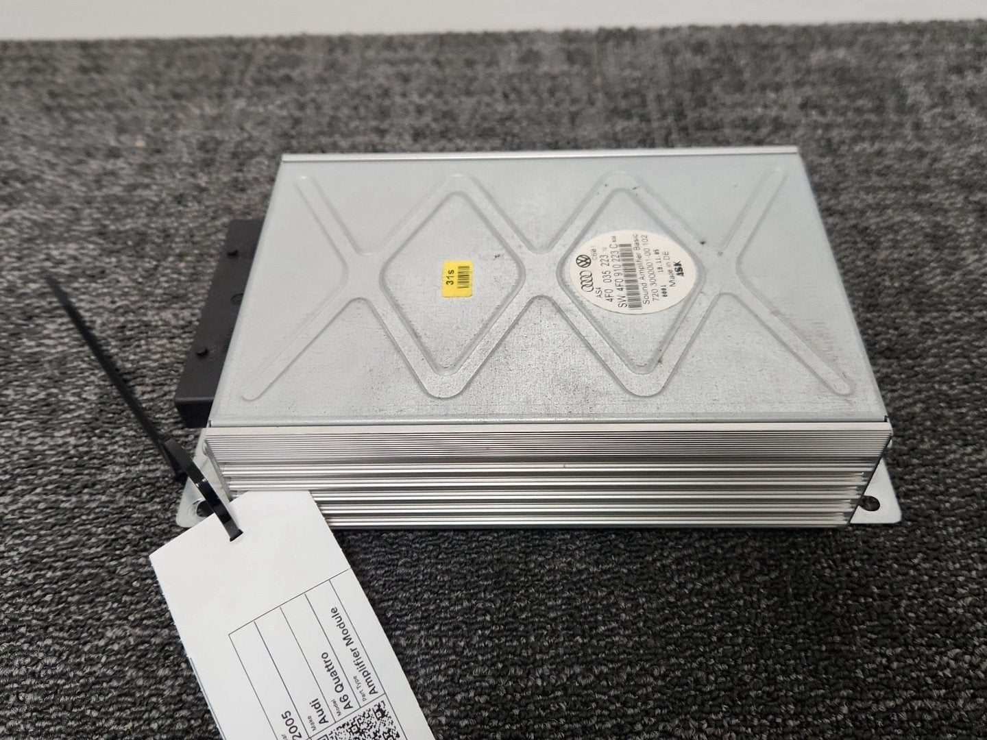 Audi A6 Quattro MK3 (4F) (C6) Estate Genuine Speaker Amplifier Module 4F0035223