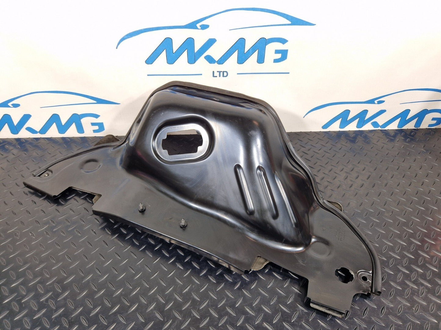 16-19 AUDI A4 B9 GENUINE BULKHEAD FIREWALL HEAT PROTECTION SHIELD 8W0819523C