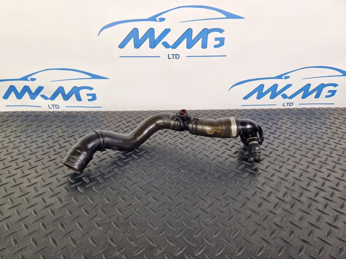 10-15 AUDI Q7 4L GENUINE OEM ENGINE COOLING SYSTEM WATER HOSE PIPE 7L8121051