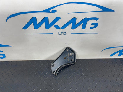 14-21 MERCEDES BENZ C300h W205 REAR SUBFRAME RIGHT SIDE STOP PLATE A2053520800