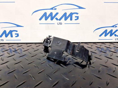 16-19 AUDI A4 B9 S-LINE FRONT SAFETY BELT HOLDER BRACKET MOUNT  8W0867192
