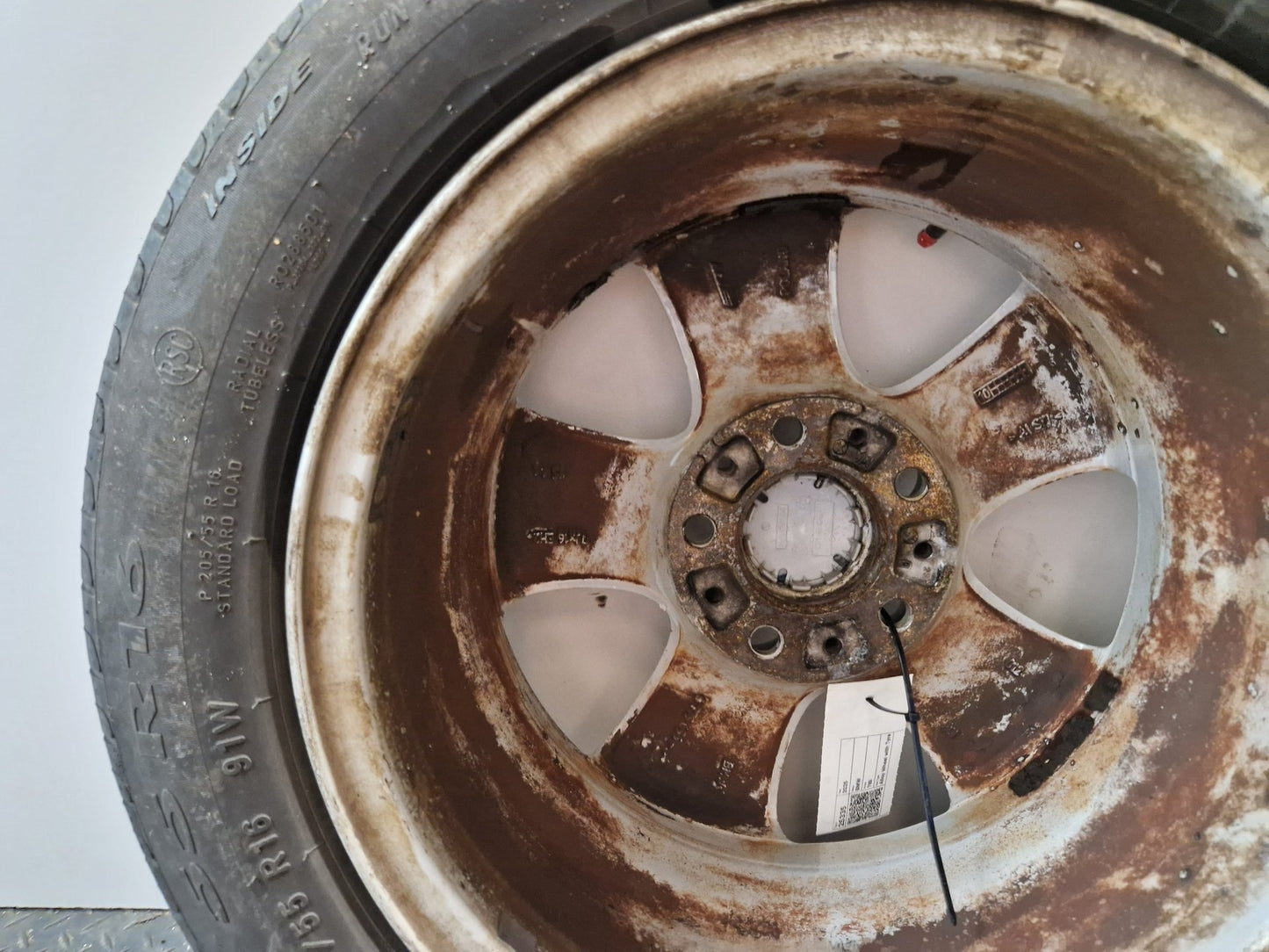 BMW 116i E87 16" Alloy Wheel with Tyre 205/55/16 ~5mm 6779696