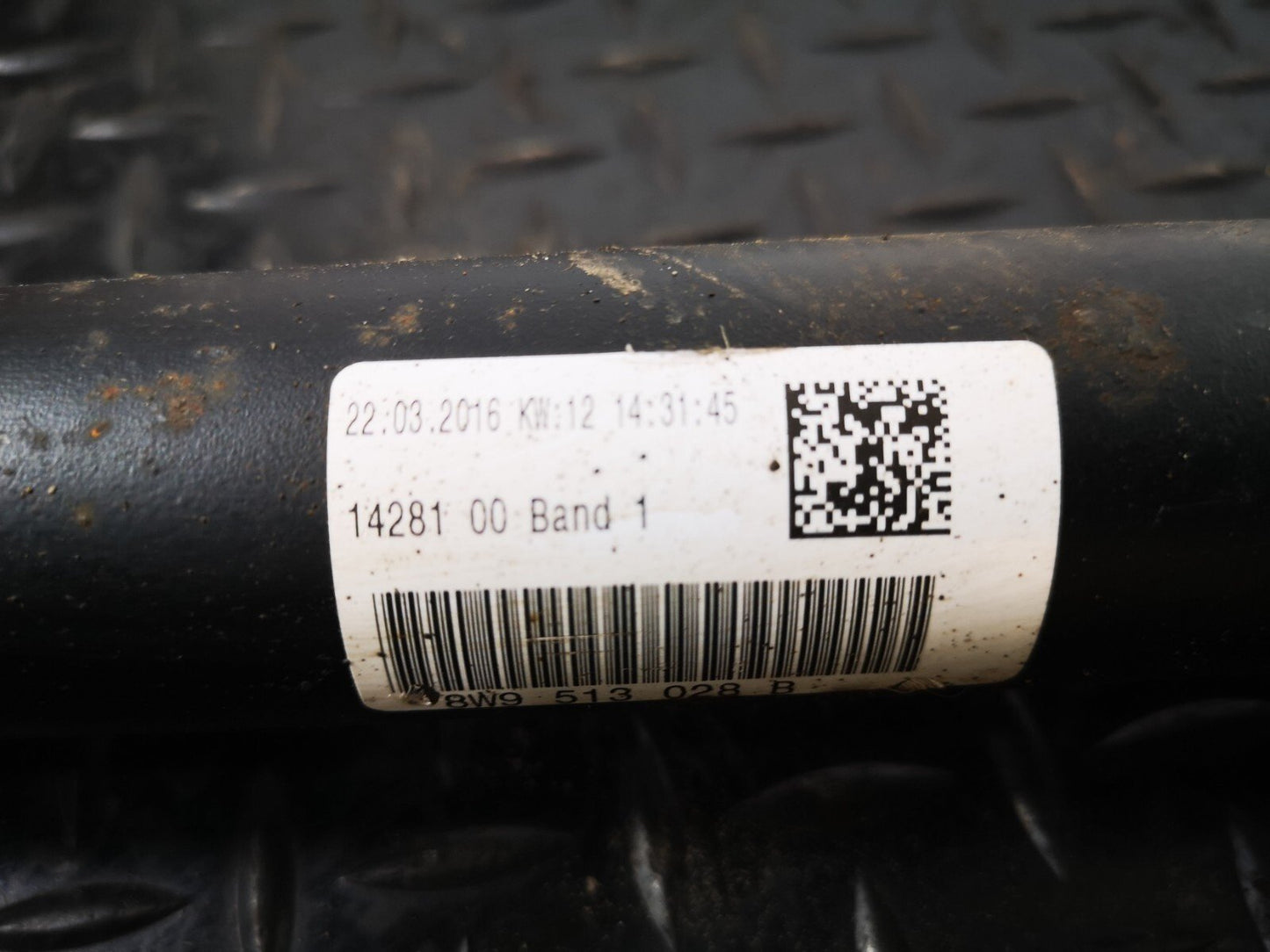16-19 AUDI A4 B9  V6 3.0TDI REAR LEFT OR RIGHT SIDE SHOCK ABSORBER 8W9035B