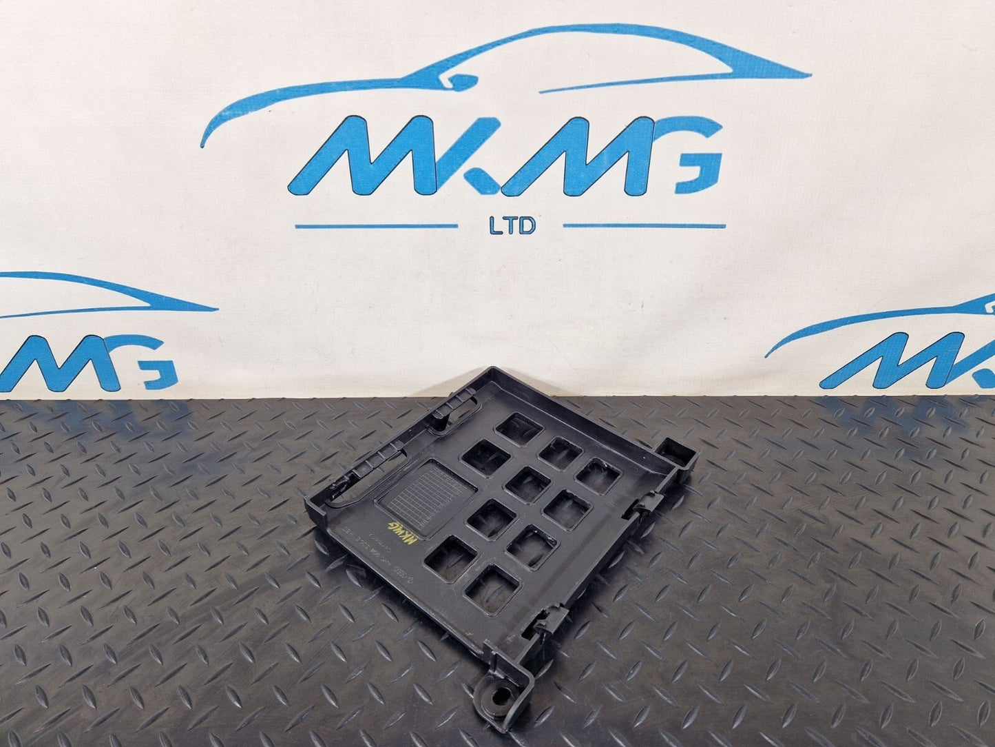 AUDI A8 4H ENGINE CONTROL UNIT BRACKET MOUNT HOLDER 4H0906330E