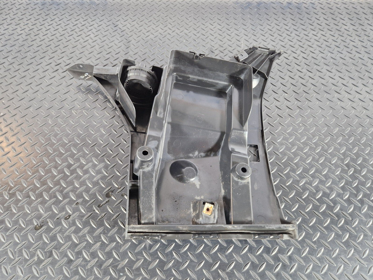 11-18 BMW 6 SERIES F06 GENUINE BUMPER BRACKET PASSENGER LEFT 8050385
