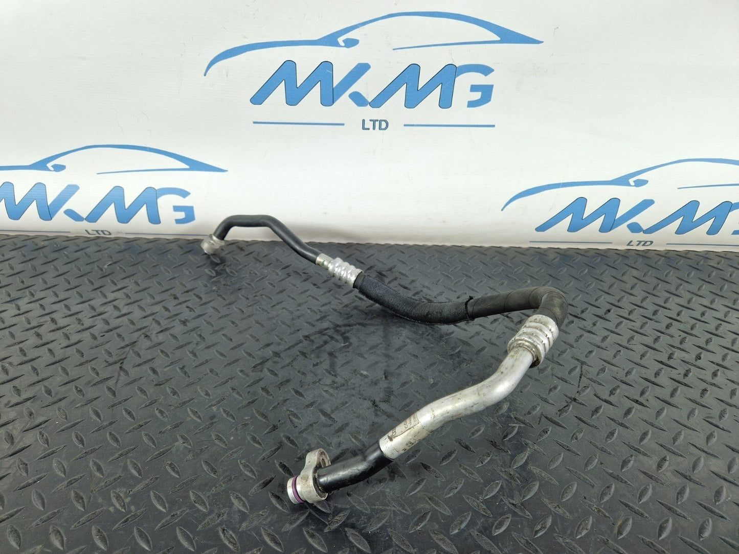 10-17 AUDI A8 4H A/C AIR CONDITIONING PIPE HOSE LINE 4H0260701M