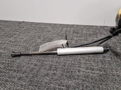 Volvo V70 MK3 Estate Genuine Left Tailgate Strut Motor