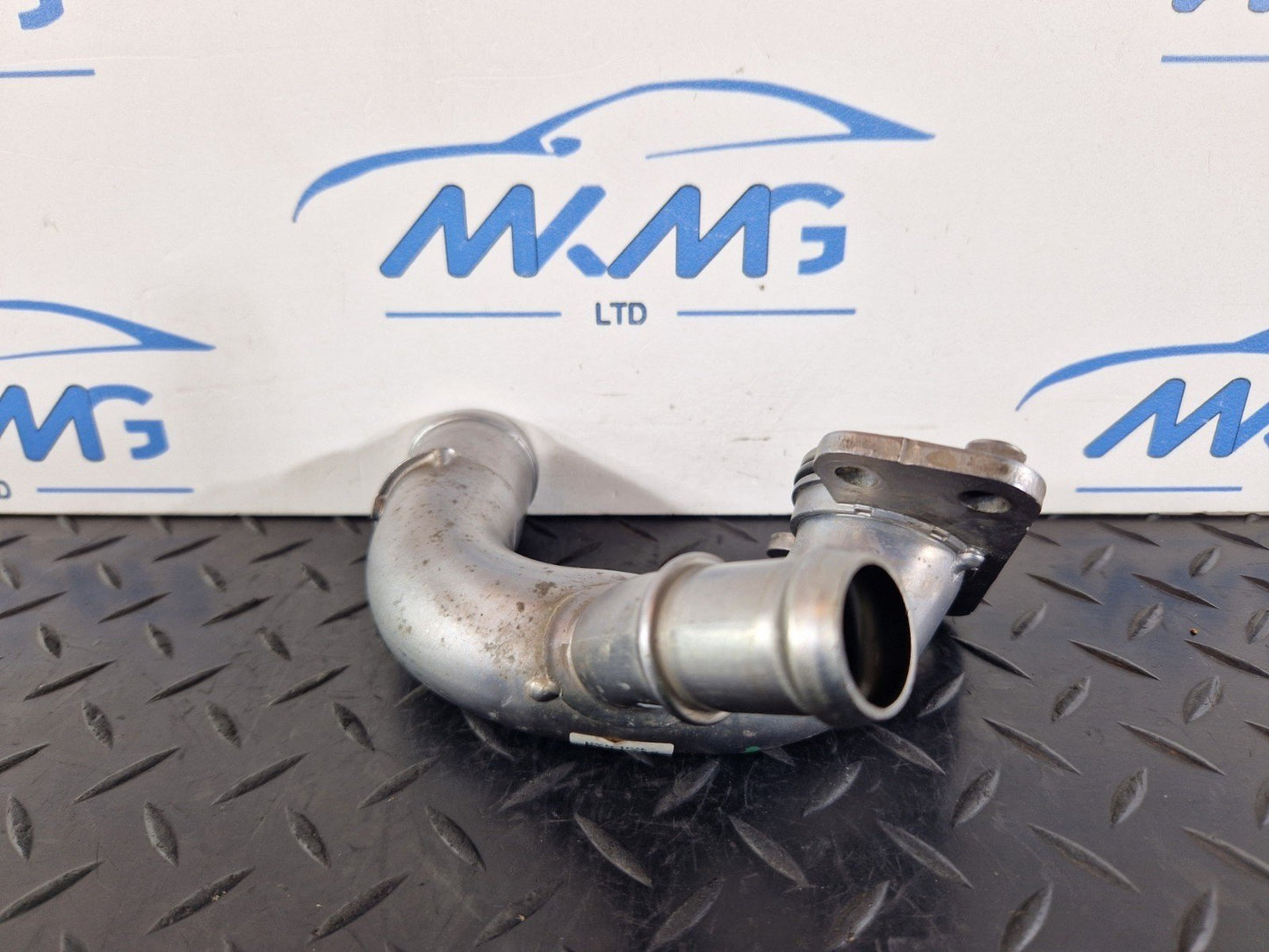 19-ON RANGE ROVER EVOQUE L551 THERMOSTAT HOUSING WATER HOSE PIPE M4D3-8A544-BB
