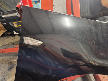 Vauxhall Zafira MK3 (C) (A3470) MPV Front Right Wing Fender Panel in Black GAR