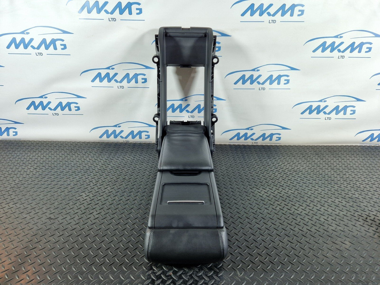 10-17 AUDI A8 4H REAR SEAT MIDDLE CENTER LEATHER ARMREST 4H0885075G
